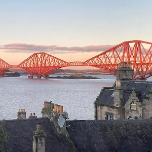 forth-reflections-self-catering.edinburghhotelsuk.org/